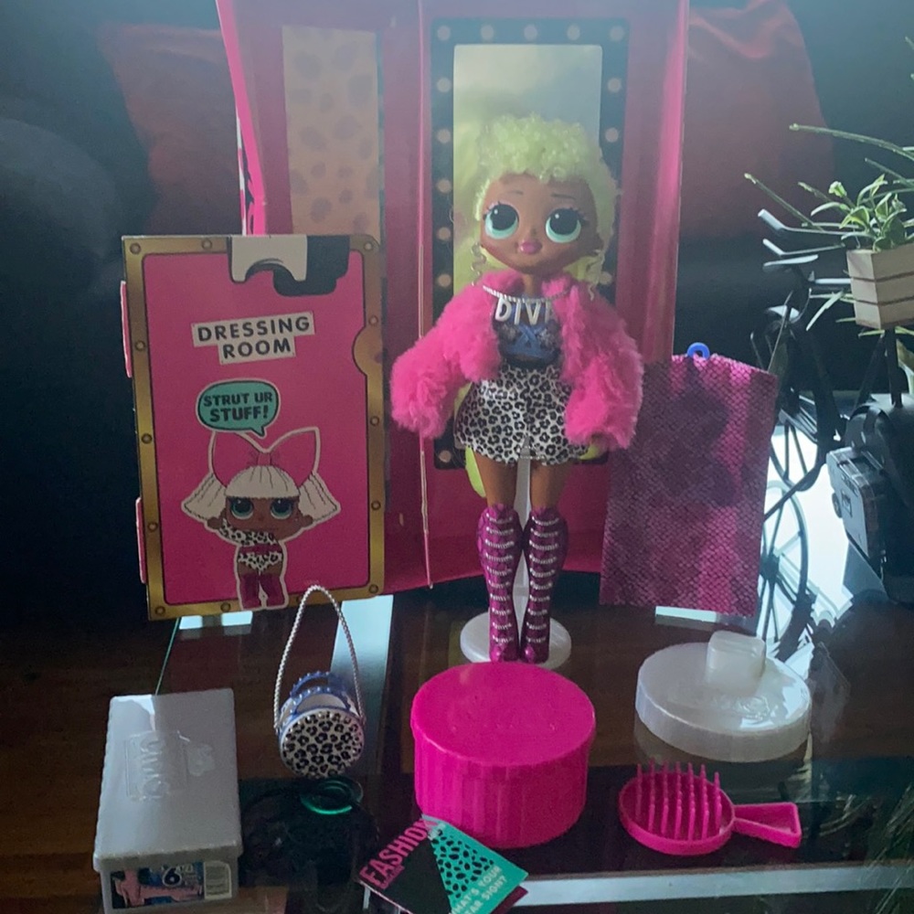 LOL OMG Doll